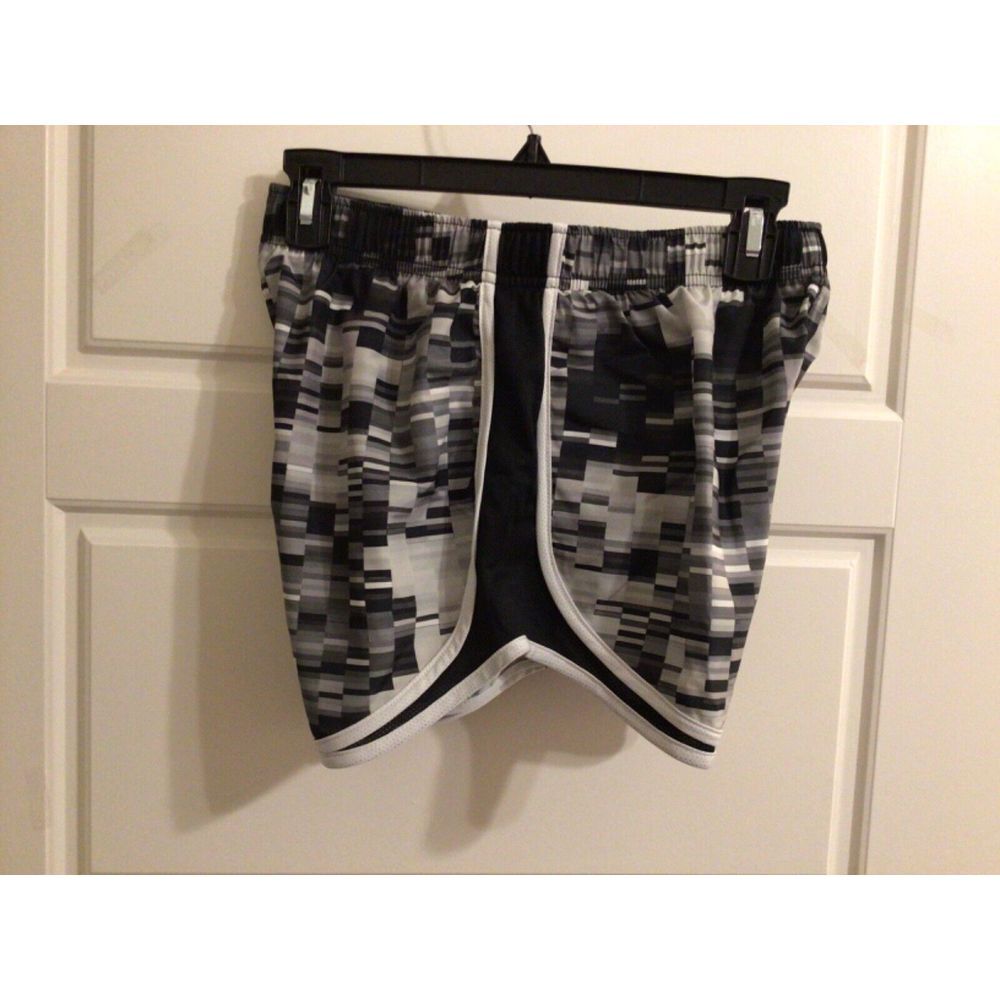 NIKE Dri-Fit Running Shorts NWT Women's S Black Gray Lined Athletic‎ DX0044-010 - Picture 4 of 4